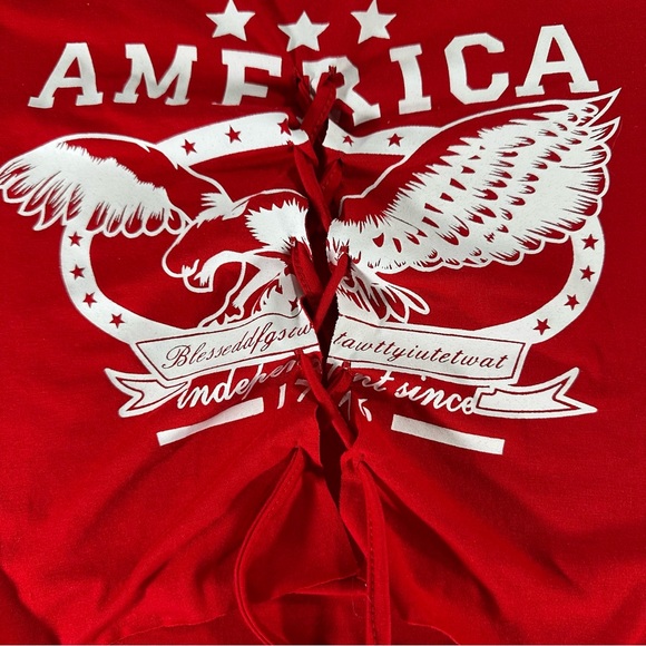 Red Graphic Tie-Front Women's Top - Picture 3 of 6